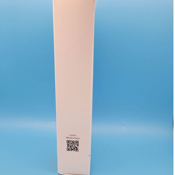 SEALED Schick Quatro Titanium Razor - Handle + 4 Cartidges - New in Box - Picture 4 of 5